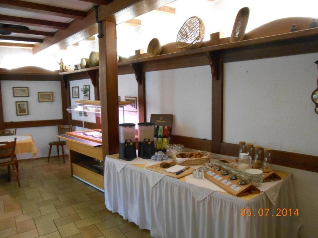 Weinhaus Hotel Zum Josefshof Graach Buitenkant foto