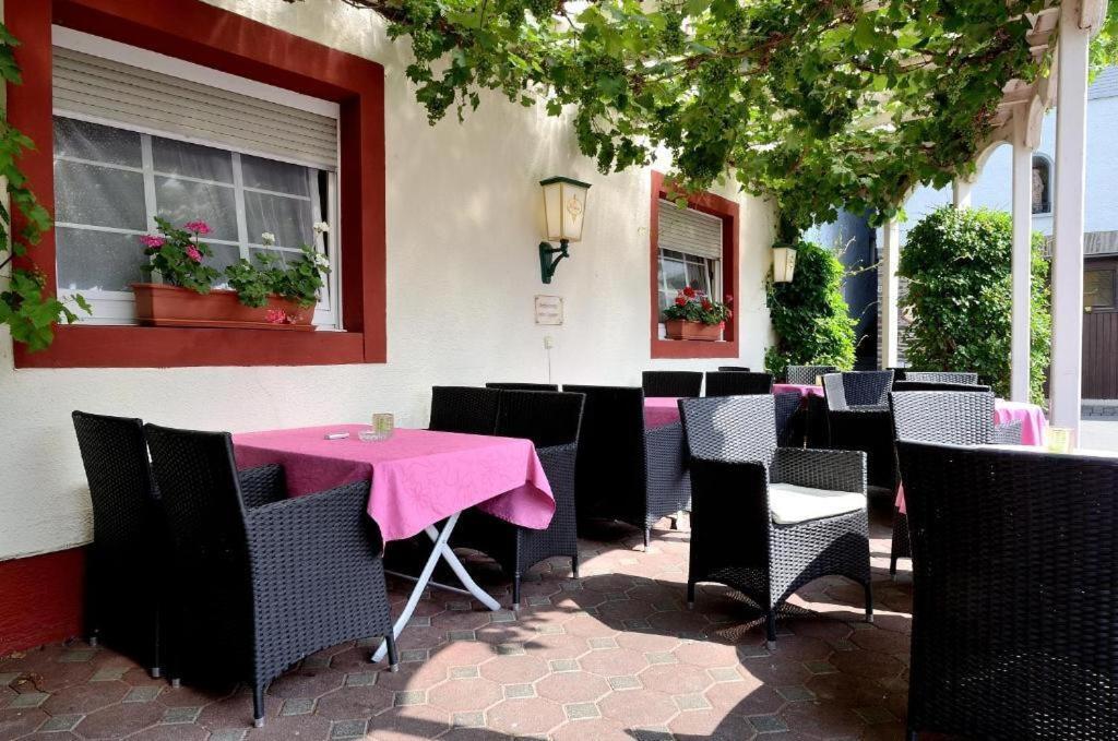 Weinhaus Hotel Zum Josefshof Graach Buitenkant foto