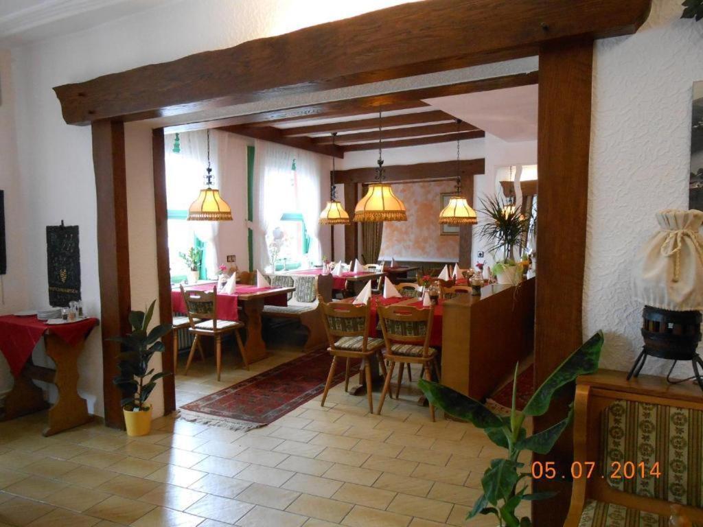 Weinhaus Hotel Zum Josefshof Graach Buitenkant foto