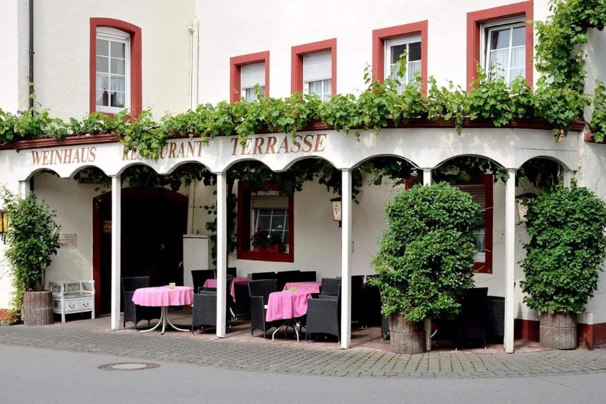 Weinhaus Hotel Zum Josefshof Graach Buitenkant foto