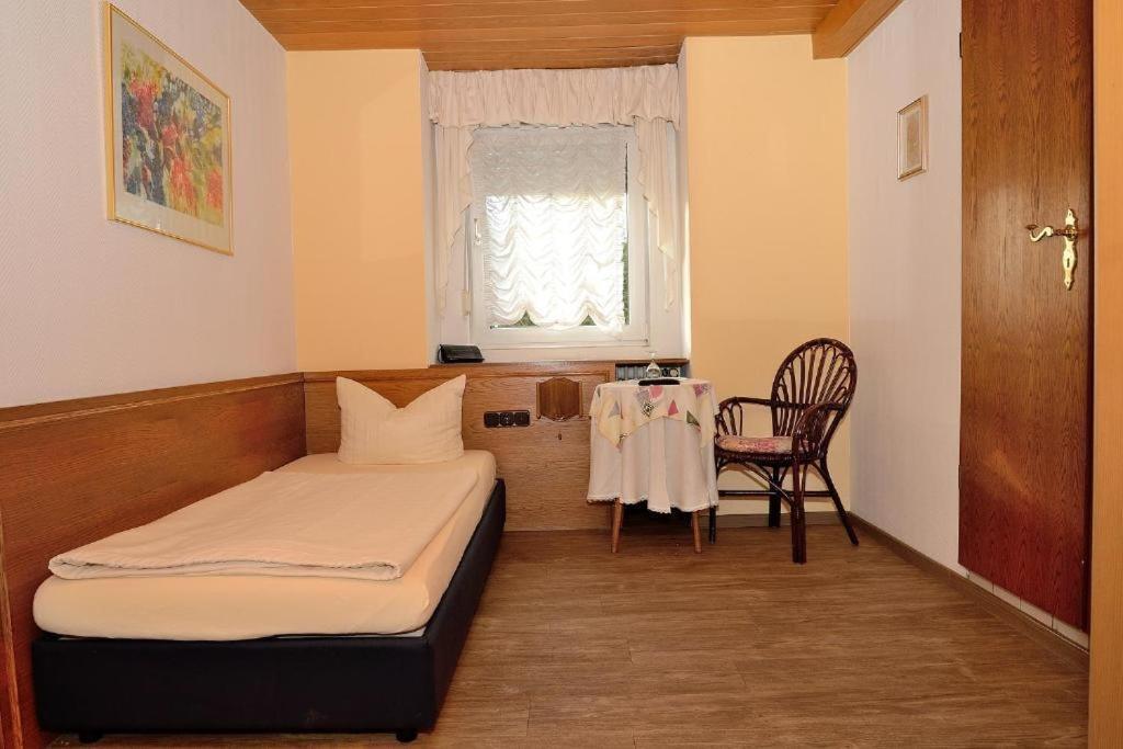 Weinhaus Hotel Zum Josefshof Graach Kamer foto